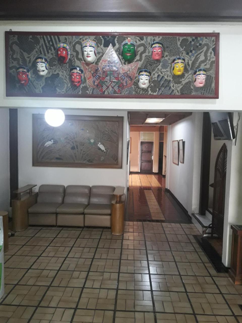 Hotel Menara Malang Ngoại thất bức ảnh